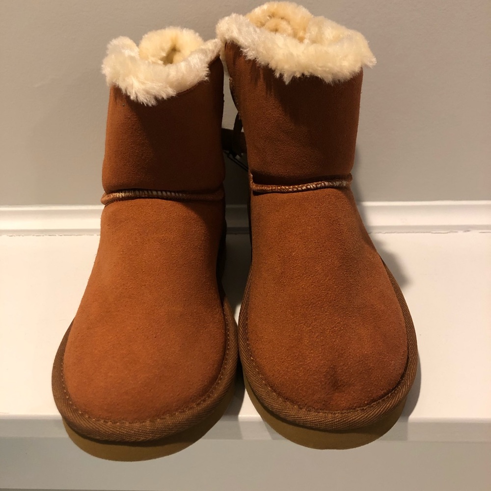 Ugg boots - Picture 3 of 3